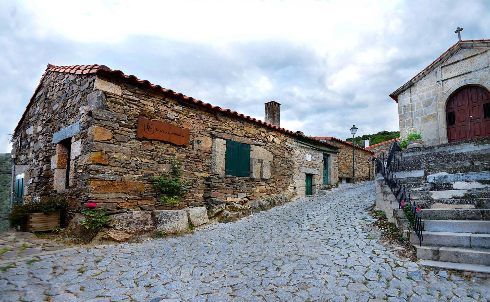 Гостьовий будинок Bairro Do Casal - Turismo D'Aldeia Віла-Нова-де-Фош-Коа Екстер'єр фото